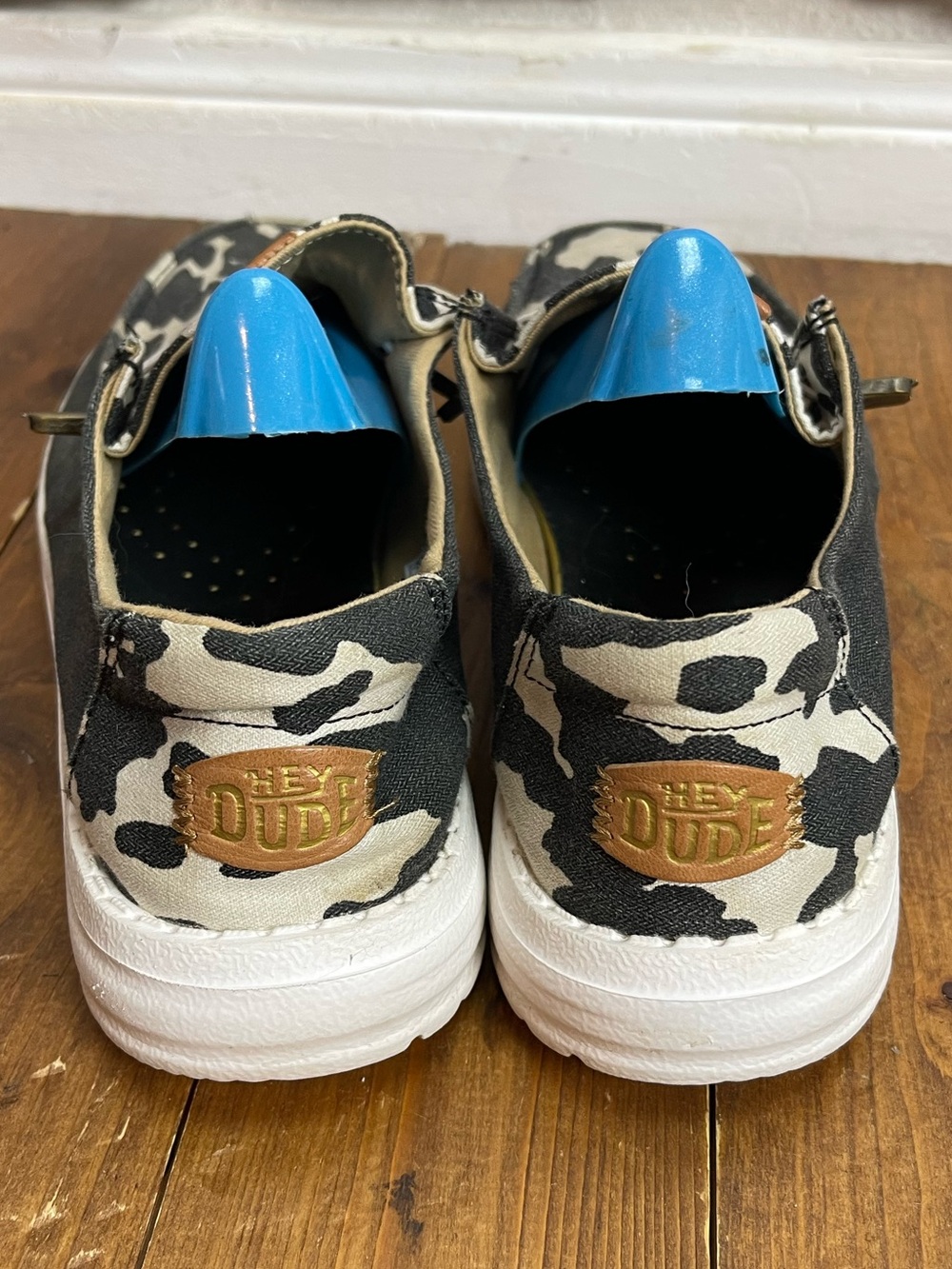 Hey dude Wendy animal black cow Womens size 7 - Picture 3 of 7